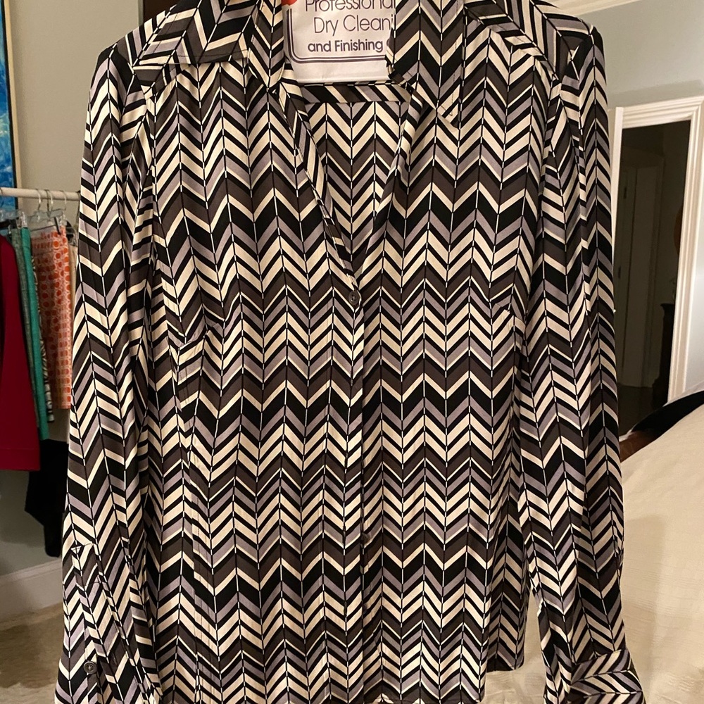 Button up Women’s top